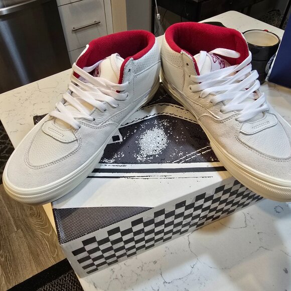 New Vans Skate Half Cab Vintage Sport White/Red Sneakers Mens SZ 10 VN0A5FCDYF9 - Picture 2 of 9
